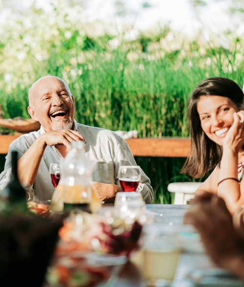 Thicken alcoholic drinks with Slõ Syrup Cold.